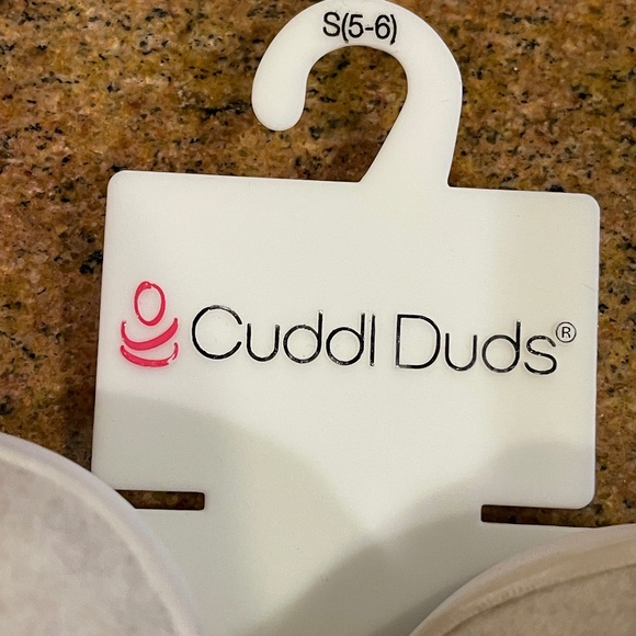 NEW! Cuddl Duds White Faux Fur Clogs NWT! - Picture 11 of 11